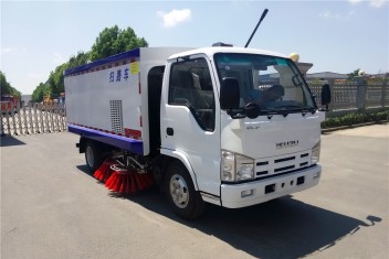 （5方）100P五十铃扫路车