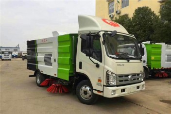 （5方）福田康瑞扫路车
