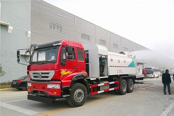 （60-120米）重汽斯太尔15-20方喷雾抑尘车