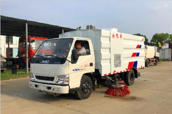 （5方）江铃扫路车