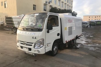 （3方）跃进小福星吸尘车